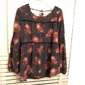 Long sleeve gray blouse